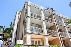 Apartments Minja S